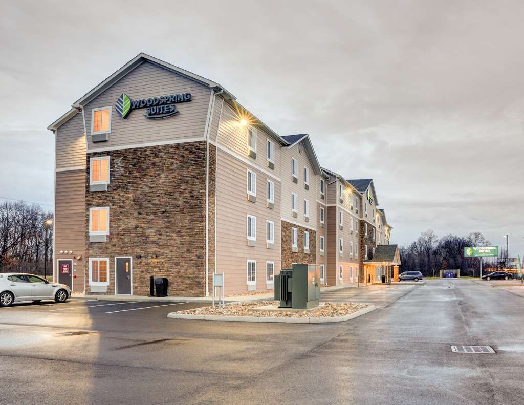 Woodspring Columbus Ne I-270 Airport 3*